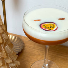 Afbeelding in Gallery-weergave laden, Pornstar Martini (Poma) kaars