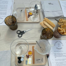 Afbeelding in Gallery-weergave laden, Workshop (cocktail) kaarsen maken (TRY-OUT) | 14 september 14:00 - Espresso Martini-kaars/ Pornstar Martini-kaars