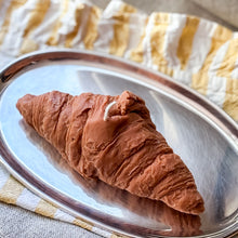 Afbeelding in Gallery-weergave laden, Croissant kaars