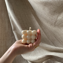 Afbeelding in Gallery-weergave laden, Bubble Trouble candle
