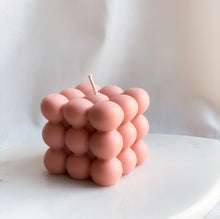 Afbeelding in Gallery-weergave laden, Bubble Trouble Candle - Pastel