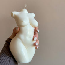Afbeelding in Gallery-weergave laden, Vrouwenlichaam torsokaars | Big Goddess Lotta