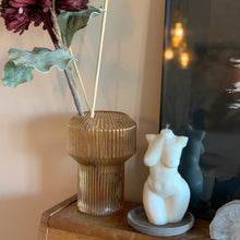 Afbeelding in Gallery-weergave laden, vrouwenlichaam kaars