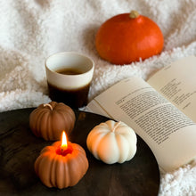 Afbeelding in Gallery-weergave laden, Kaars pompoen herfst