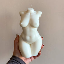 Afbeelding in Gallery-weergave laden, Vrouwenlichaam torsokaars | Big Goddess Lotta