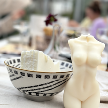 Load image into Gallery viewer, Workshop (cocktail) candle making | September 14 2:00 PM - Espresso Martini candle / Pornstar Martini candle
