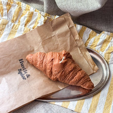 Afbeelding in Gallery-weergave laden, Croissant kaars
