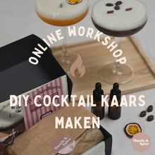 Afbeelding in Gallery-weergave laden, DIY-pakket Pornstar Martini/ Espresso Martini kaars - Online workshop cocktail kaars maken
