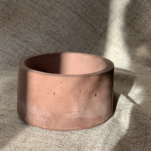 Load image into Gallery viewer, Candlestick Concrete brown
