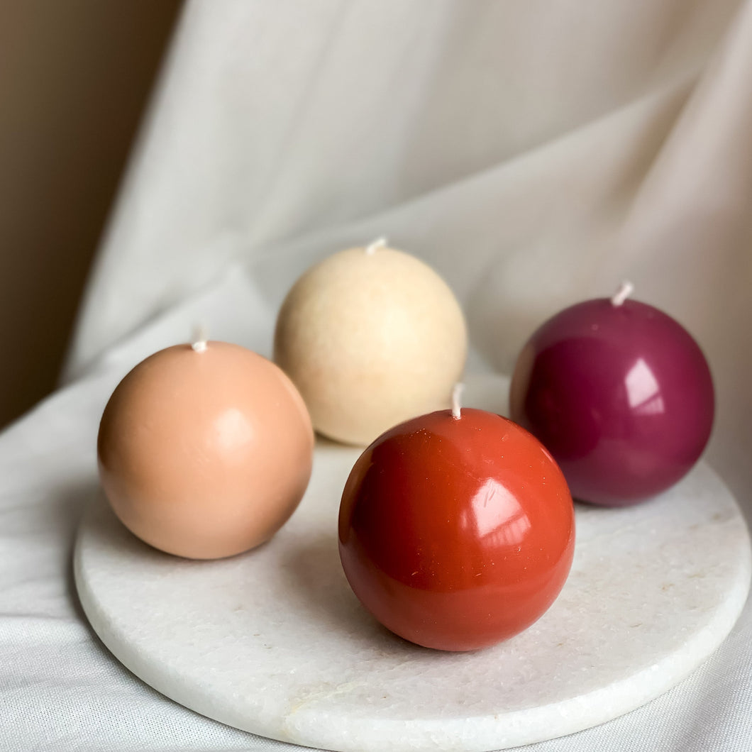 Ball candle