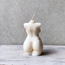 Load image into Gallery viewer, Torso candle woman curvy
