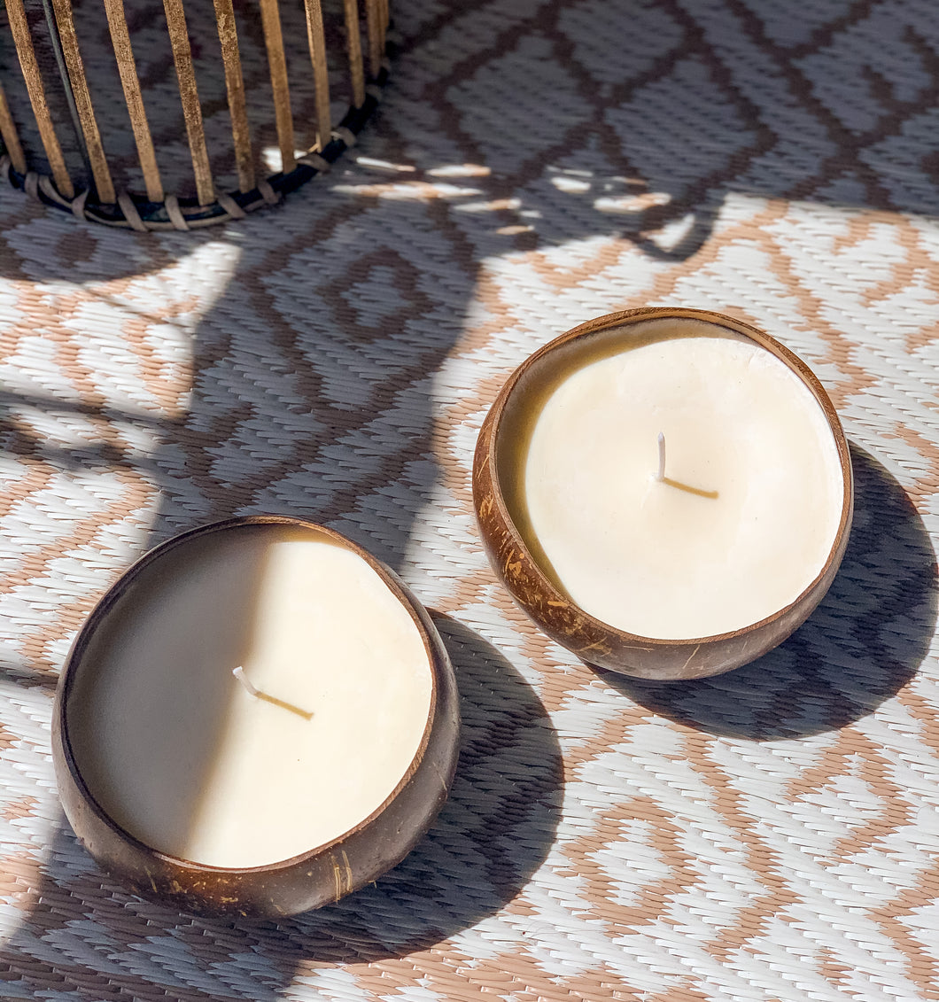 Coconut bowl candle