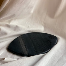 Load image into Gallery viewer, Plateau black marble eye
